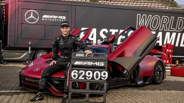 Récord Nürburgring coche calle produccion mercedes amg one