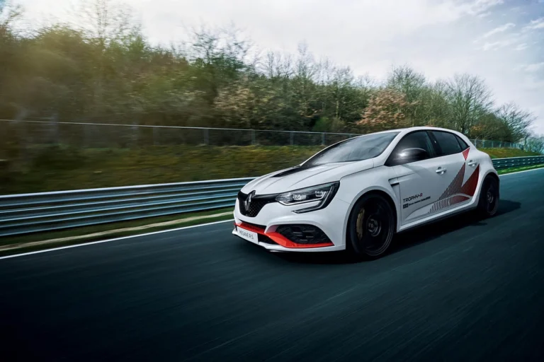 record nurburgring traccion delantera renault megane rs 275 trophy r